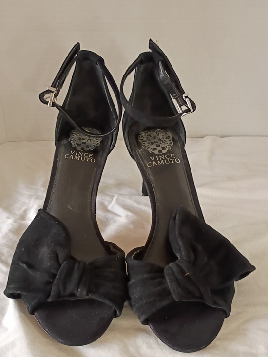 Vince Camuto Shoes - Vince Camuto Black Bow Ankle-Strap Heels - Open Toe Dress Sandals Size 8.5